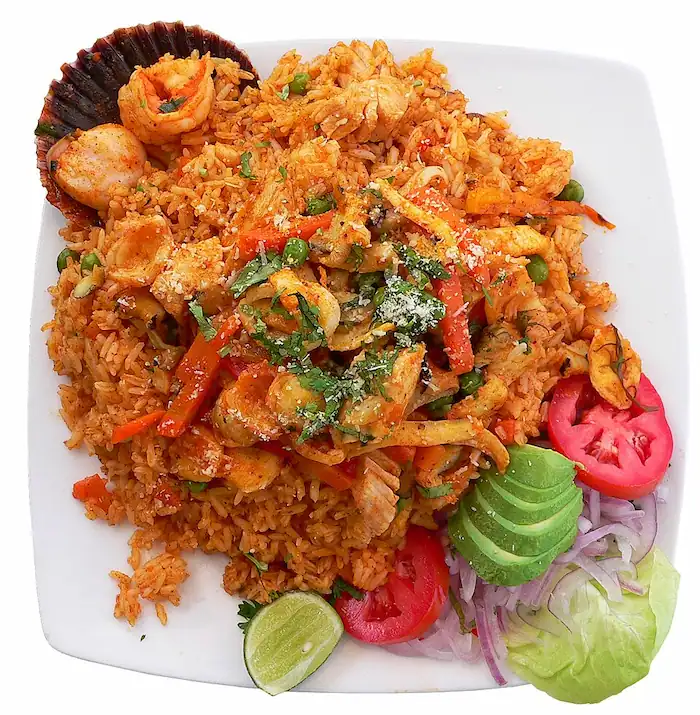 arroz con mariscos, deliciosa comida marina