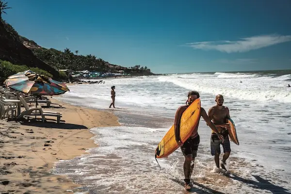 Surf y playa en pipa, Brasil