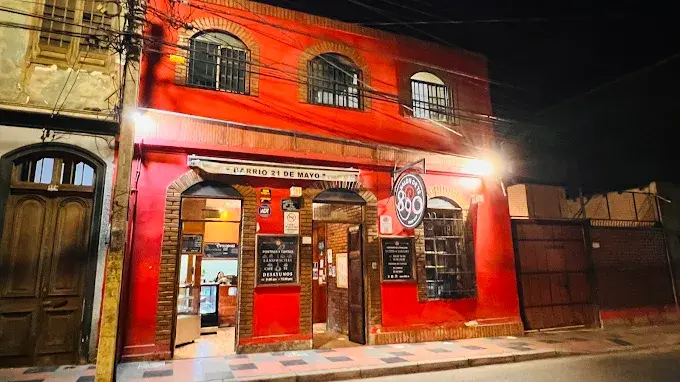 Cafetería Tearoom “890”
